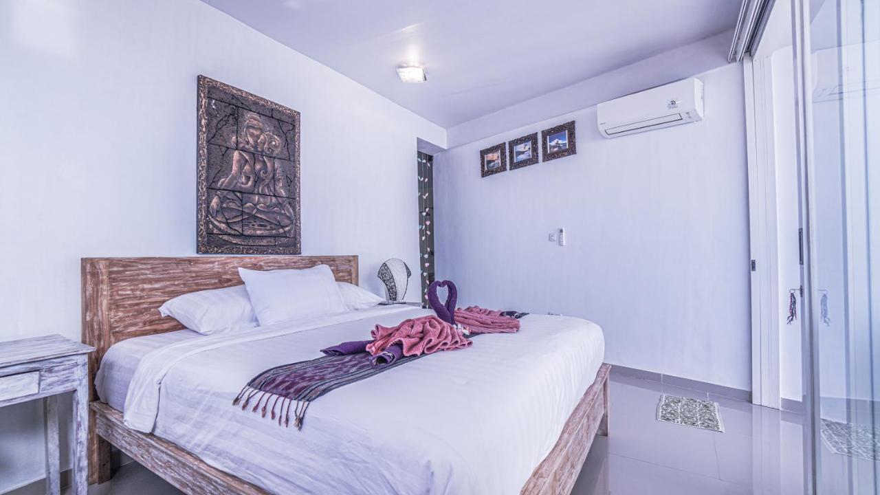 Waenis Sunset View Hotel And Restaurant, Amed, Bali Exterior photo